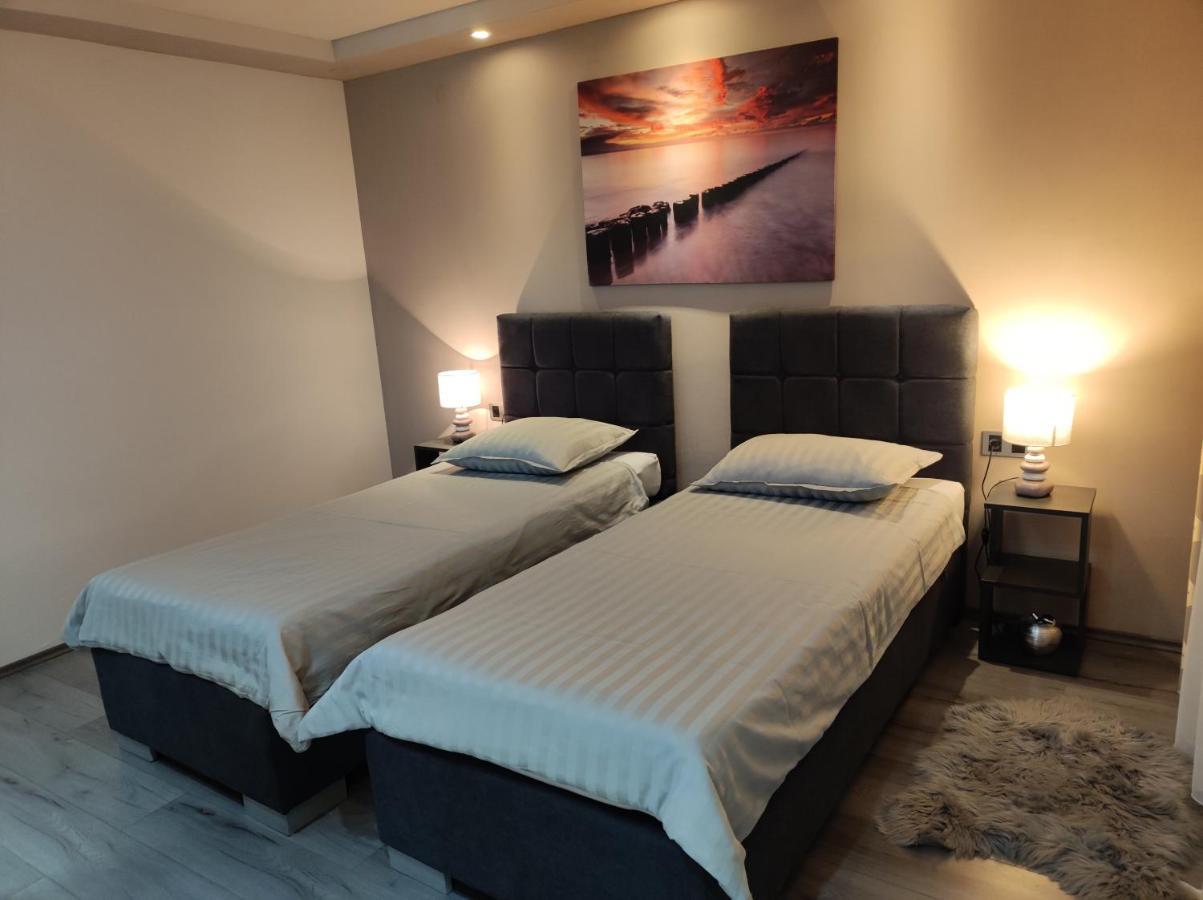 Apartments Lara - Split Croatia エクステリア 写真