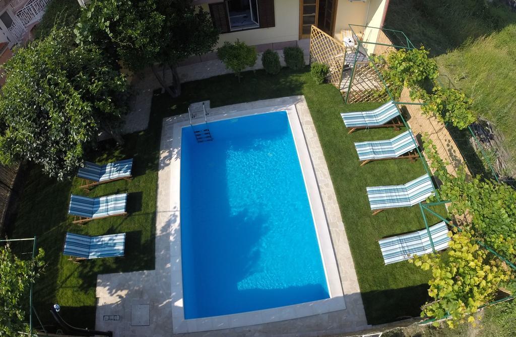 Apartments Lara - Split Croatia エクステリア 写真
