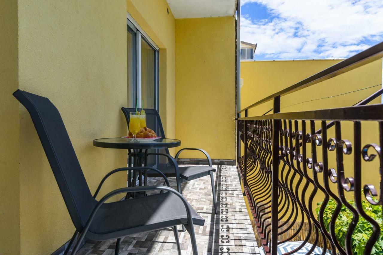 Apartments Lara - Split Croatia エクステリア 写真