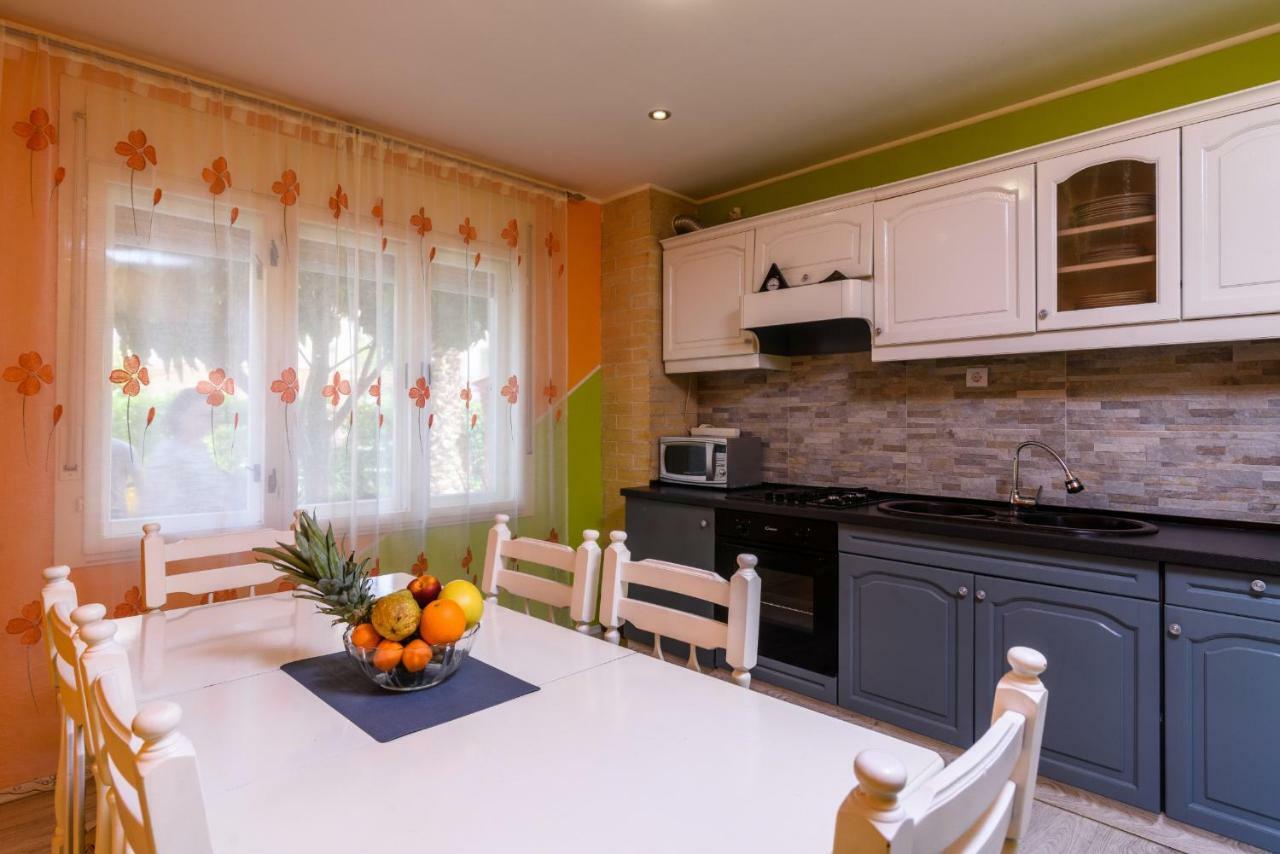 Apartments Lara - Split Croatia エクステリア 写真